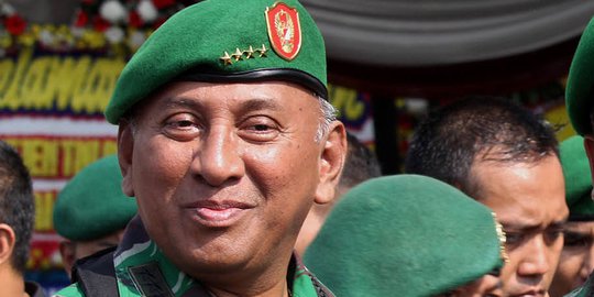 Purn. TNI Jenderal George Toisutta