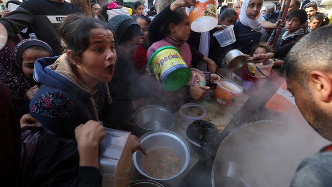 Strategi Pemasaran Penjual Minuman Beralkohol: Kisah di Balik Penawaran Makan Siang Gratis