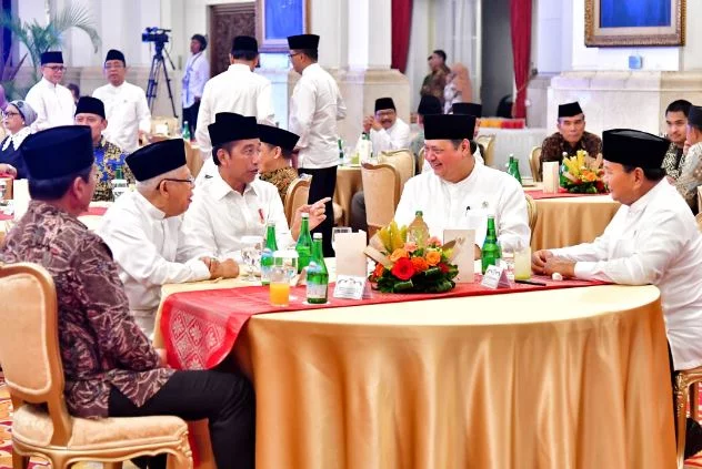 Kehangatan Hubungan Antara Prabowo Subianto dan Jokowi Terlihat di Acara Bukber di Istana Negara