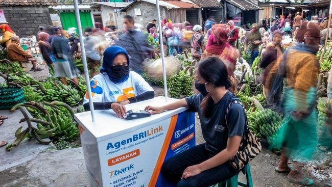 Perempuan Sukses dari Tanjung Priuk Menjadi Agen BRILink